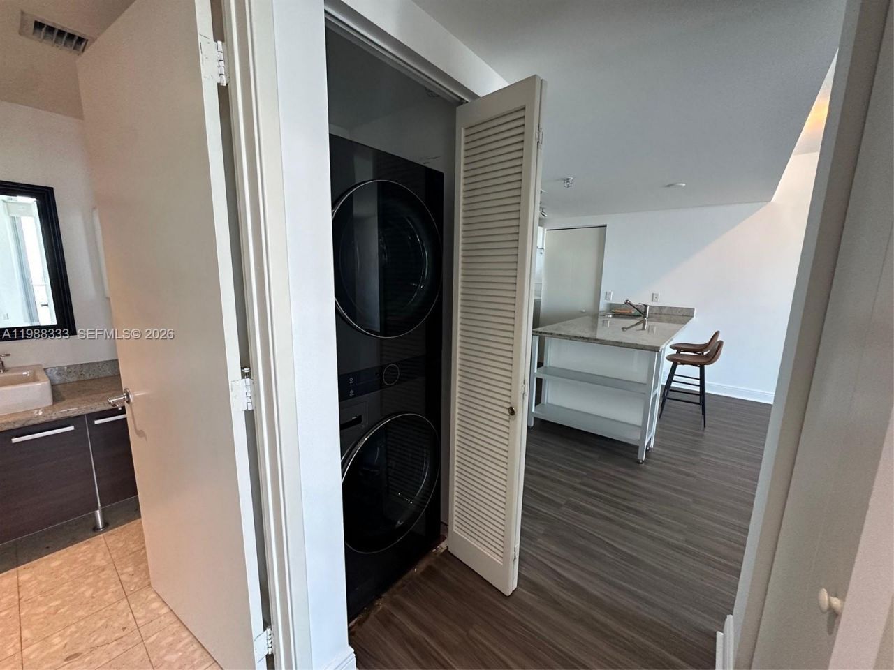 185 SW 7th St, Unit 3210, Miami, FL 33130 Photo