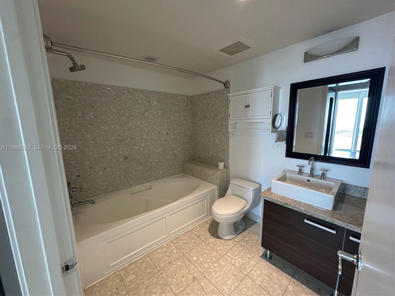 185 SW 7th St, Unit 3210, Miami, FL 33130 Photo