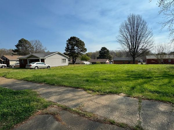 3452 OUTLET RD, Memphis, TN 38109