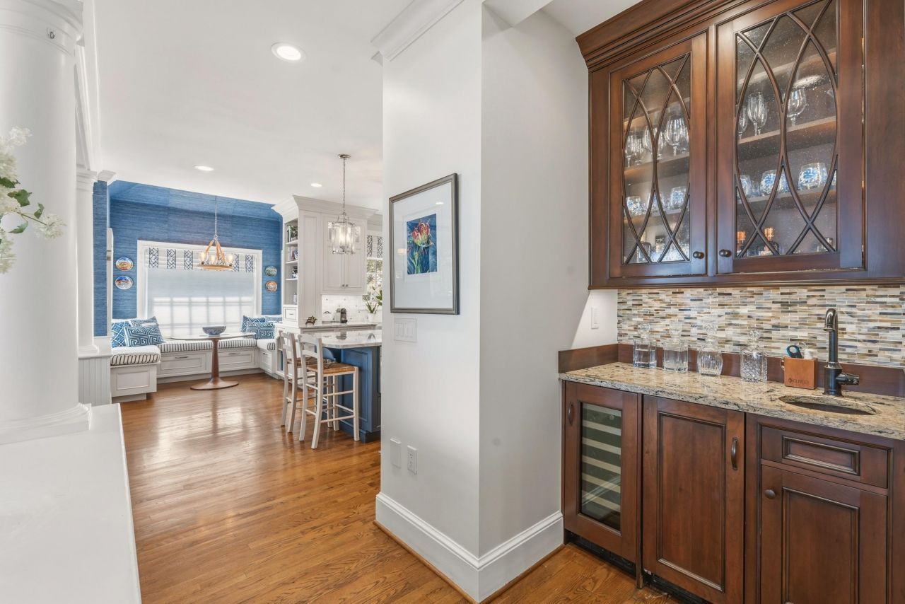 7906 Beach Dr.  Photo 17