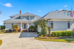 7906 Beach Dr.  photo 4