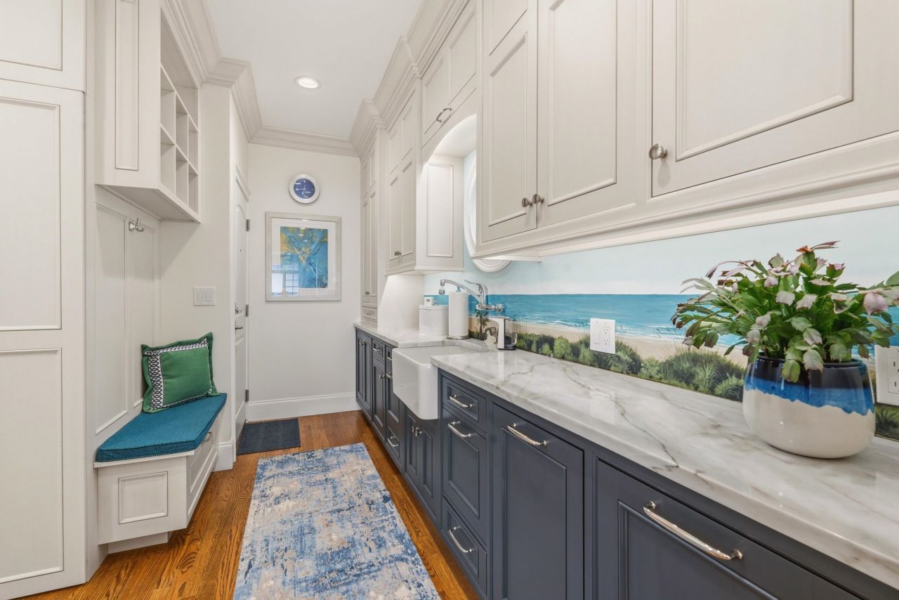 7906 Beach Dr.  Photo 27