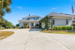 7906 Beach Dr.  photo 4