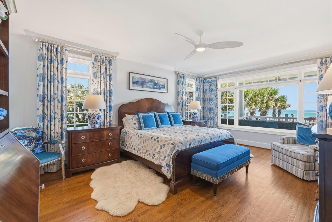 7906 Beach Dr.  Photo 31