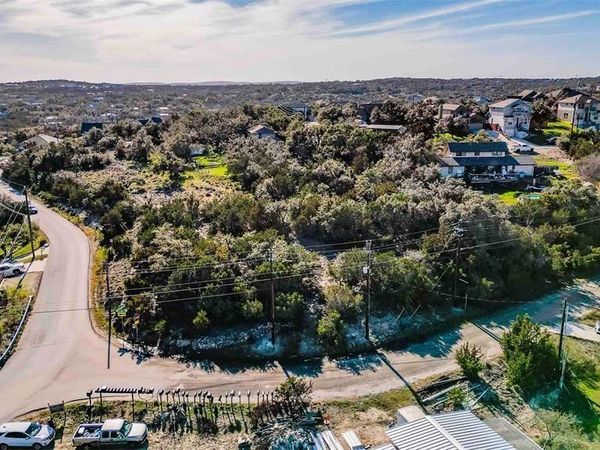 10722 Lake Park DR, Dripping Springs, TX 78620