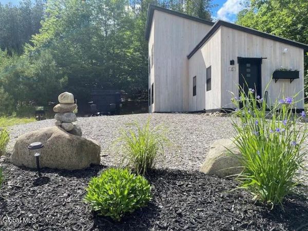 6 Evergreen Way, North Creek, NY 12853