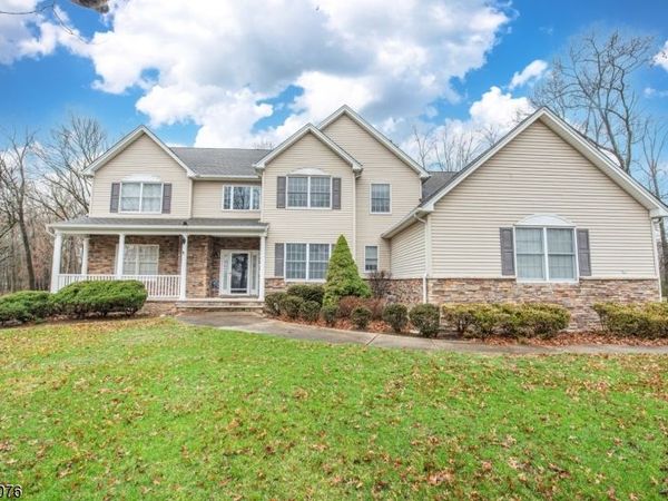 1240 S Beverwyck Rd, Parsippany-Troy Hills, NJ 07054