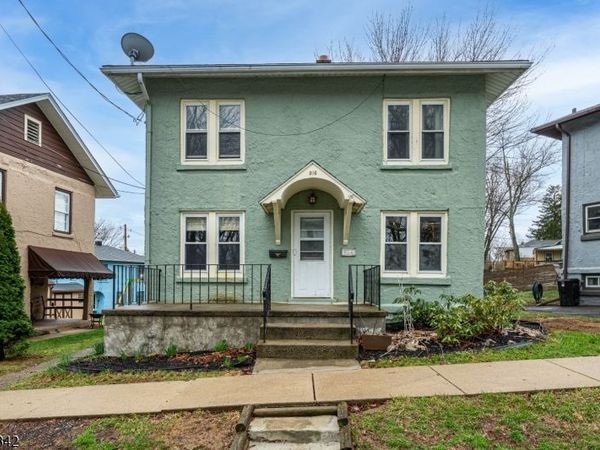 916 Gates St, Phillipsburg, NJ 08865