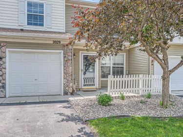 2029 Poppy Drive, Chanhassen, MN 55317