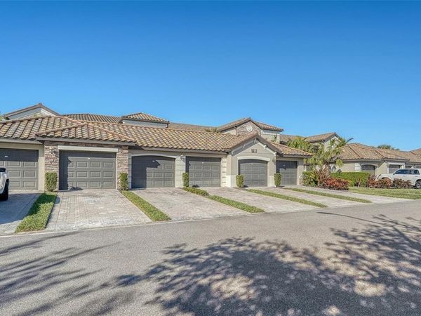 5537 PALMER CIRCLE, Unit 201, BRADENTON, FL 34211