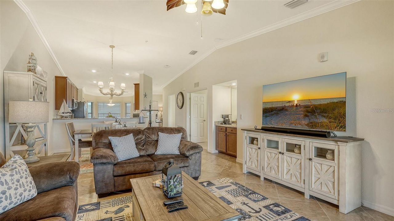 5537 Palmer Circle, Unit 201, Bradenton, FL 34211 Photo