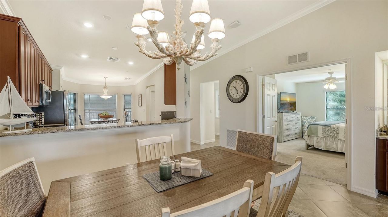 5537 Palmer Circle, Unit 201, Bradenton, FL 34211 Photo