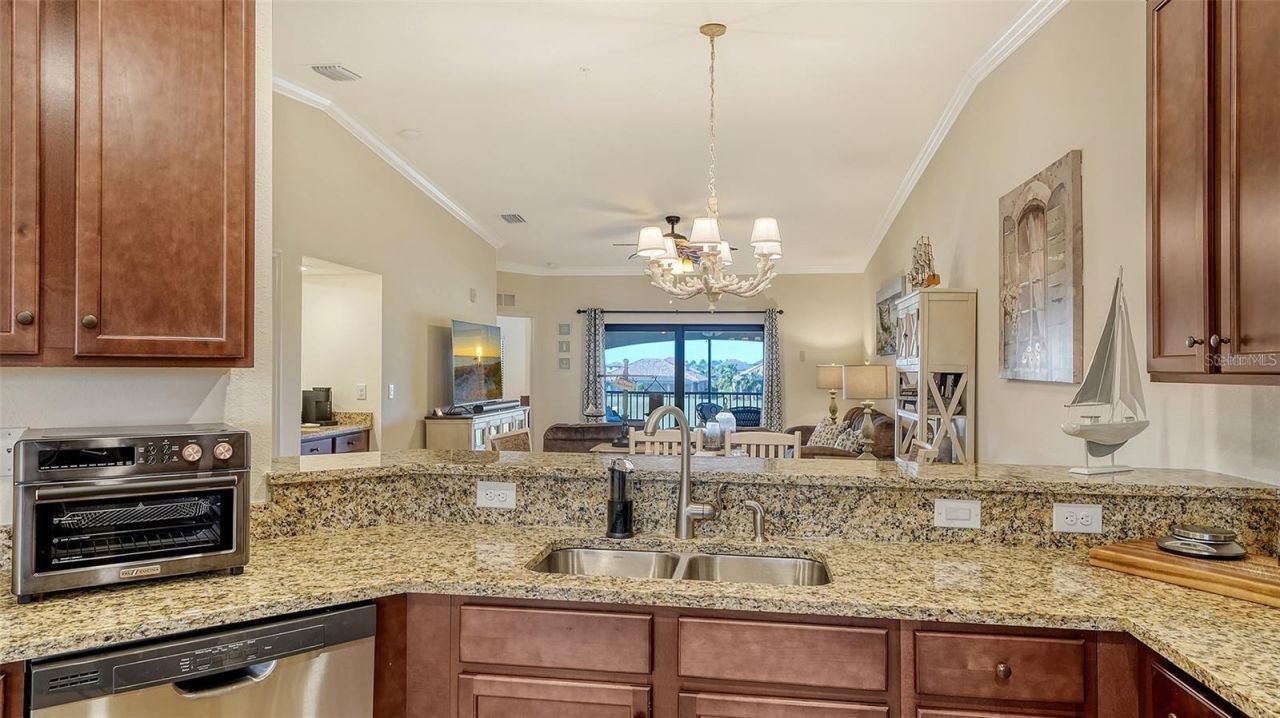 5537 Palmer Circle, Unit 201, Bradenton, FL 34211 Photo