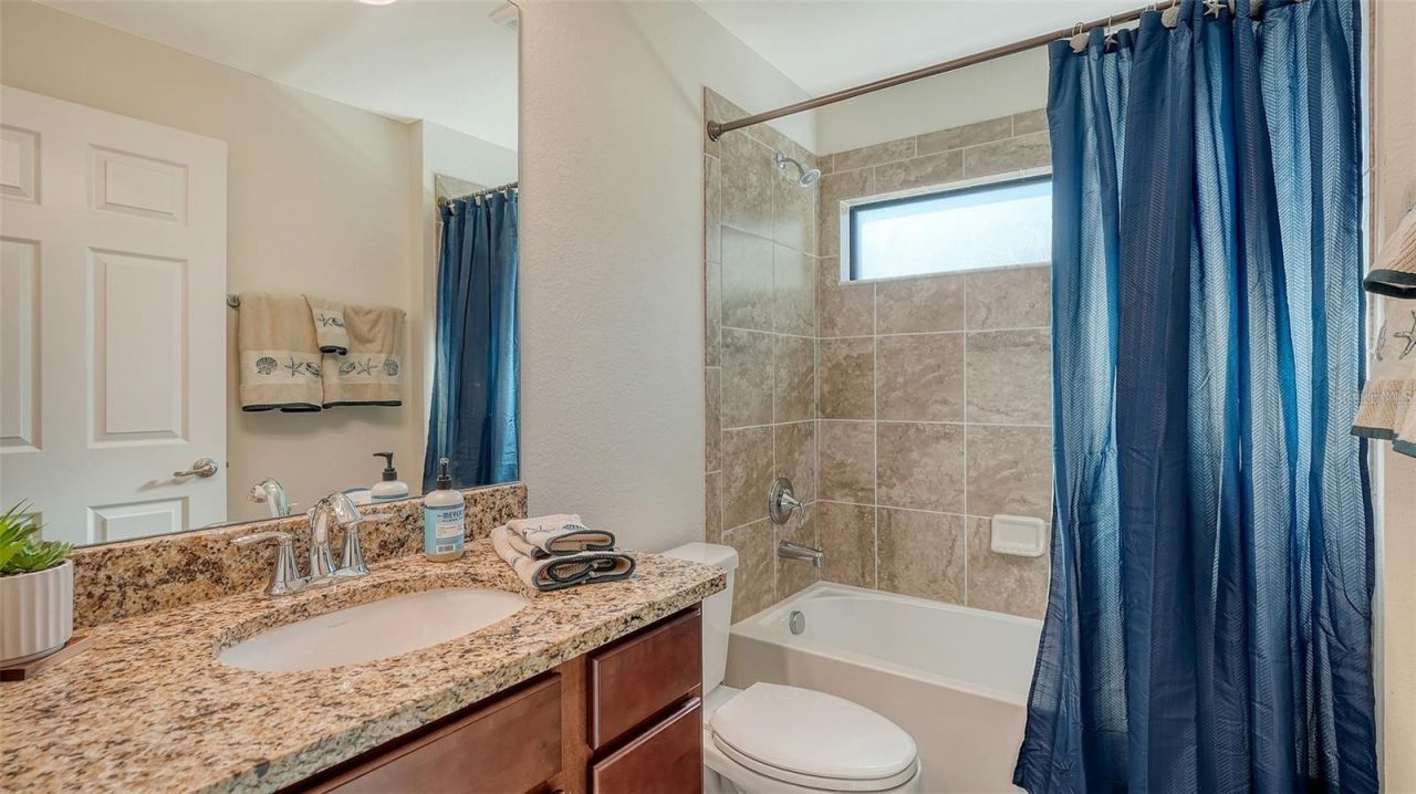 5537 Palmer Circle, Unit 201, Bradenton, FL 34211 Photo