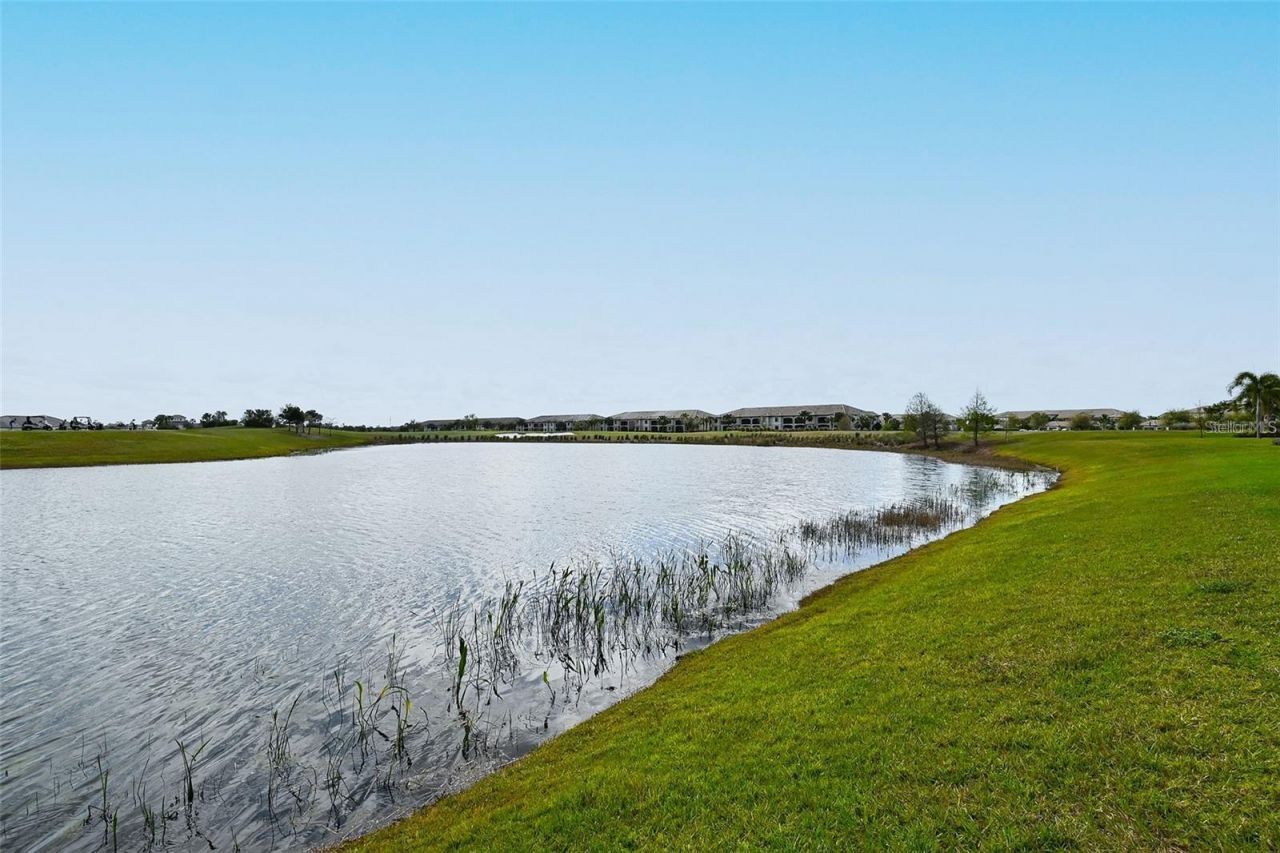 5537 Palmer Circle, Unit 201, Bradenton, FL 34211 Photo