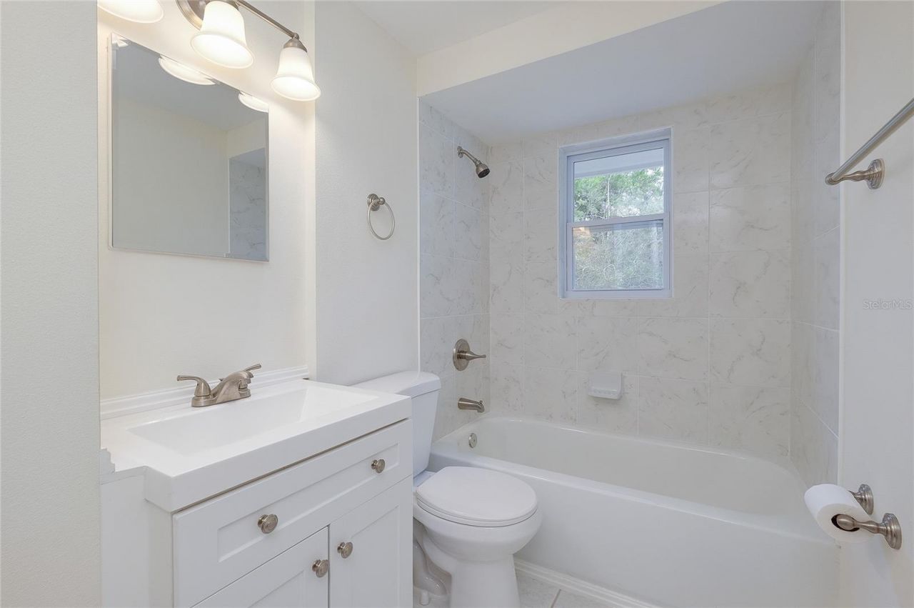 470 Artists Avenue , Englewood, FL 34223 Photo