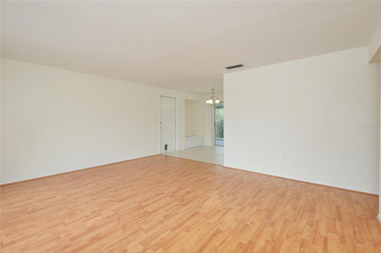 470 Artists Avenue , Englewood, FL 34223 Photo