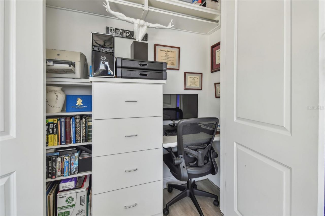 17 Franklin Court S, Unit C, Saint Petersburg, FL 33711 Photo