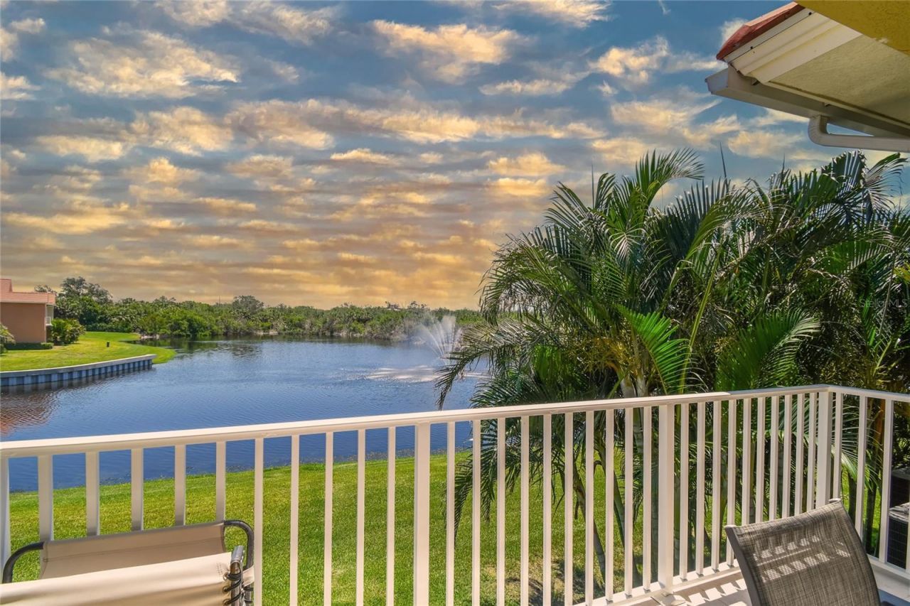 17 Franklin Court S, Unit C, Saint Petersburg, FL 33711 Photo