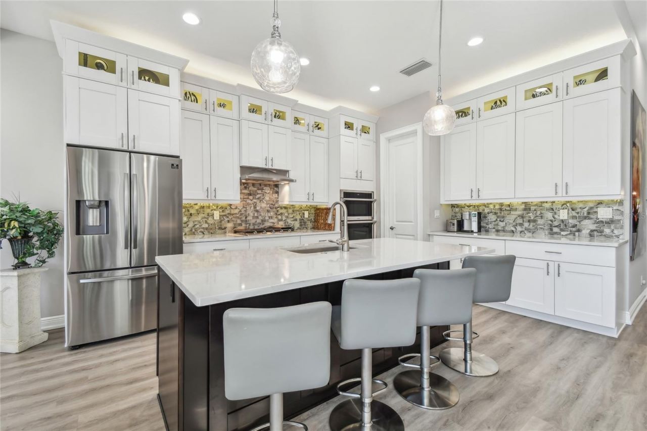 17 Franklin Court S, Unit C, Saint Petersburg, FL 33711 Photo