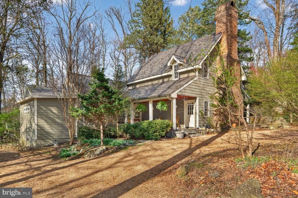 17641 RAVEN ROCKS ROAD, BLUEMONT, VA 20135