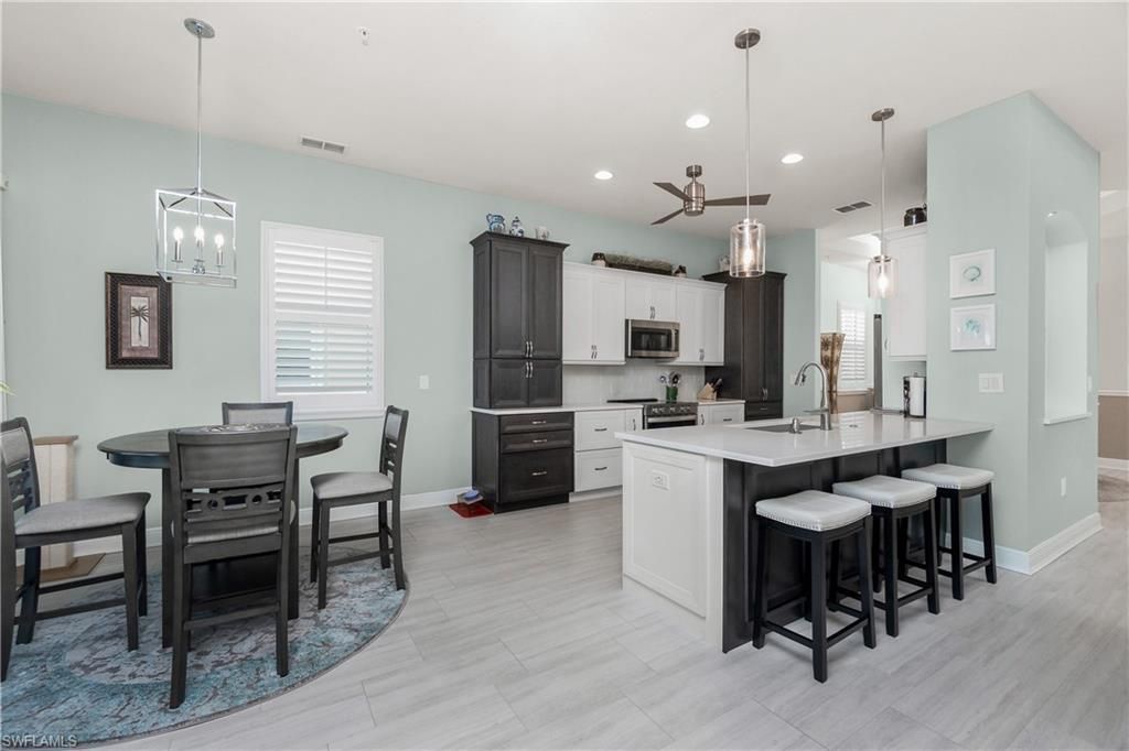 175 Shadroe Cove Cir, Unit 1104, Cape Coral, FL 33991 Photo