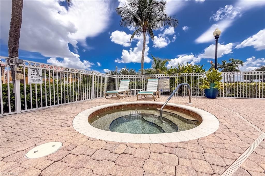 175 Shadroe Cove Cir , Unit 1104, Cape Coral, FL 33991 Photo