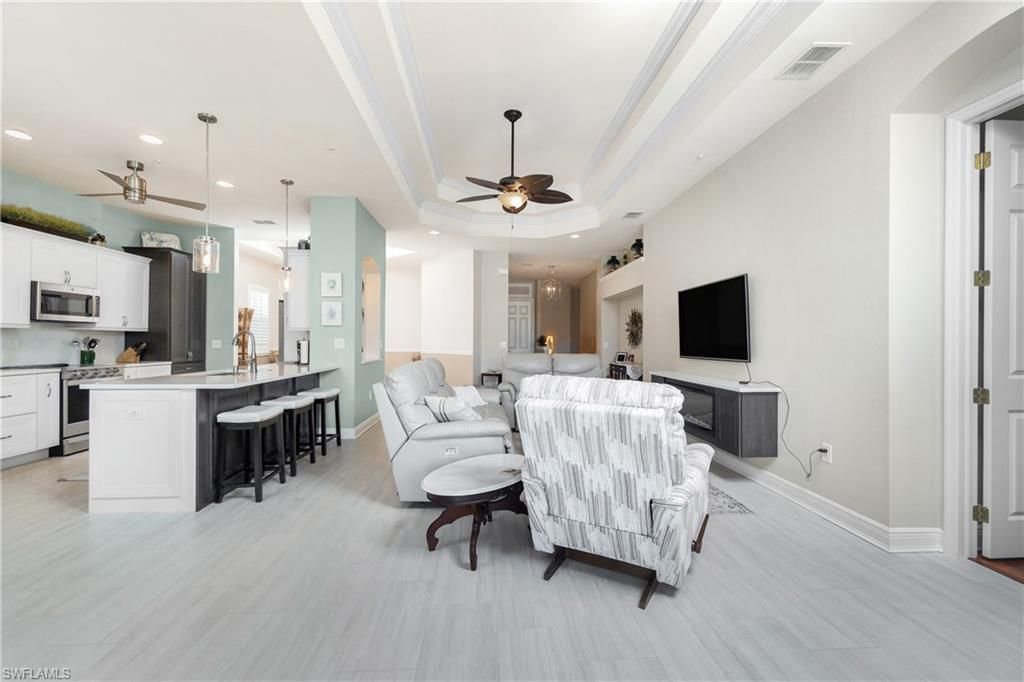 175 Shadroe Cove Cir, Unit 1104, Cape Coral, FL 33991 Photo