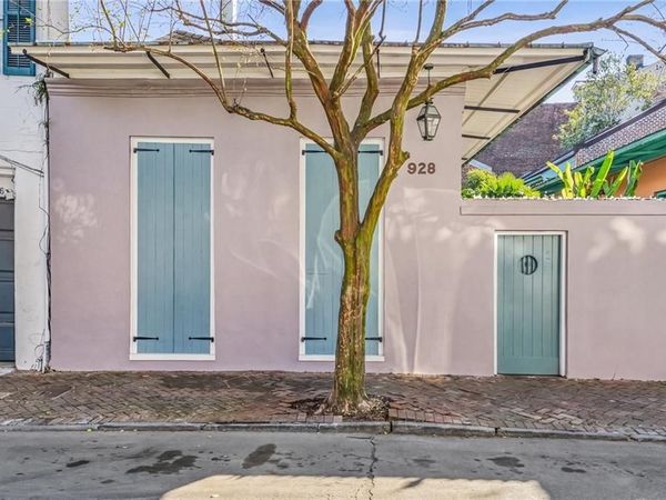 928 GOVERNOR NICHOLLS Street , New Orleans, LA 70116