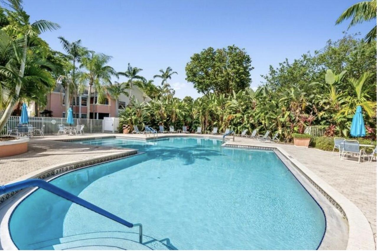 1205 Crystal Way, Unit G, Delray Beach, FL 33444 Photo