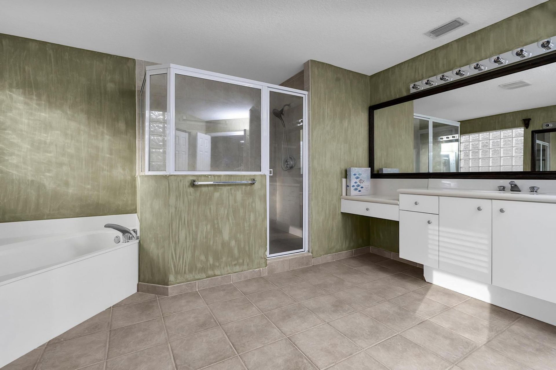 16138 SW 15th Street, Pembroke Pines, FL 33027 Photo