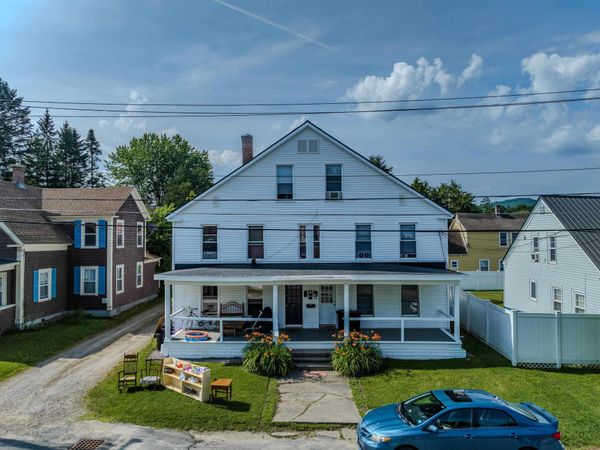 23-25 Bunker Hill Street, Lancaster, NH 03584