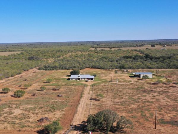 854 county road 7421, Yancey, TX 78886