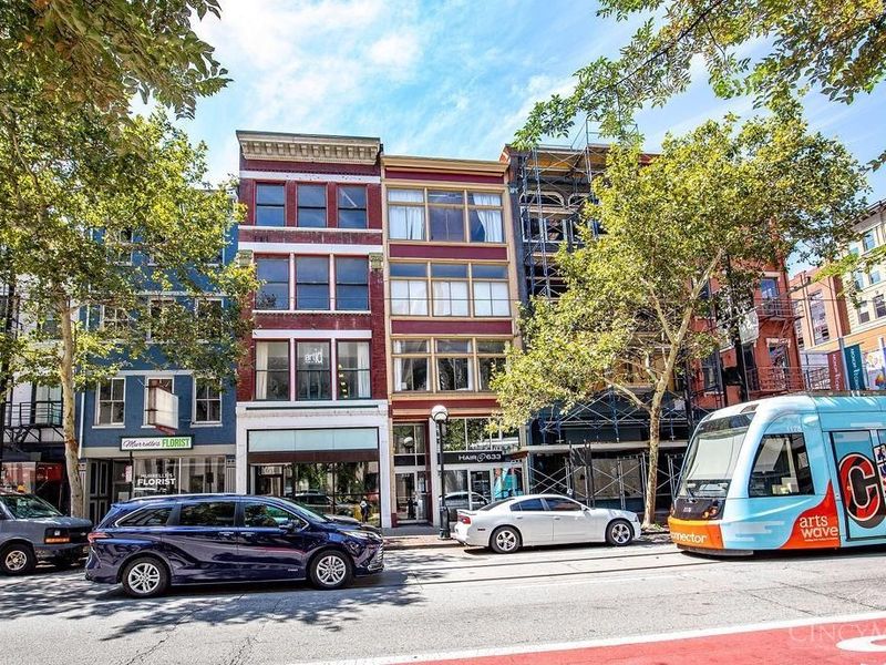 633 Main Street, Unit 2, Cincinnati, OH 45202 Photo 1