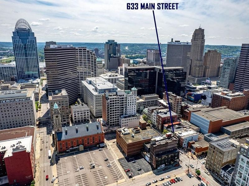 633 Main Street, Unit 2, Cincinnati, OH 45202 Photo 2
