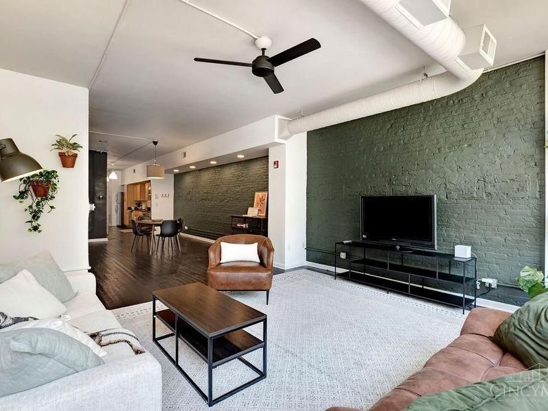 633 Main Street, Unit 2, Cincinnati, OH 45202 Photo 7