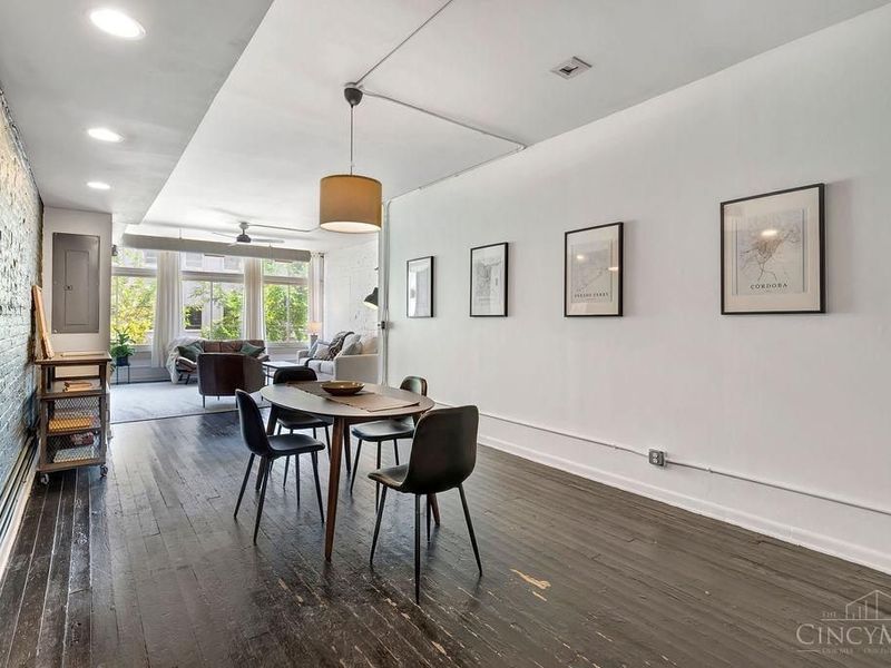 633 Main Street, Unit 2, Cincinnati, OH 45202 Photo 9