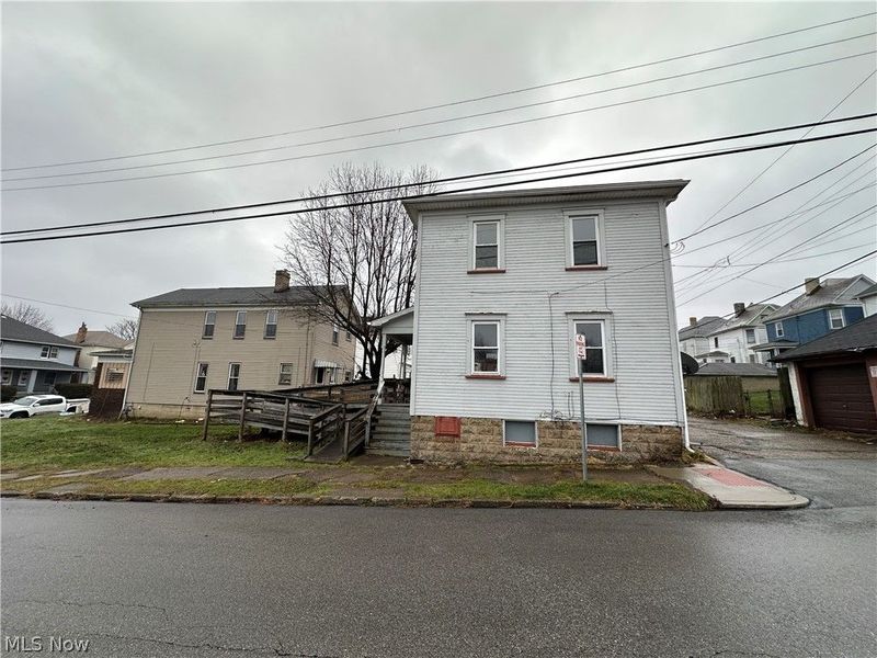 612 Pittsburgh Street, Steubenville, OH 43952 Photo 2