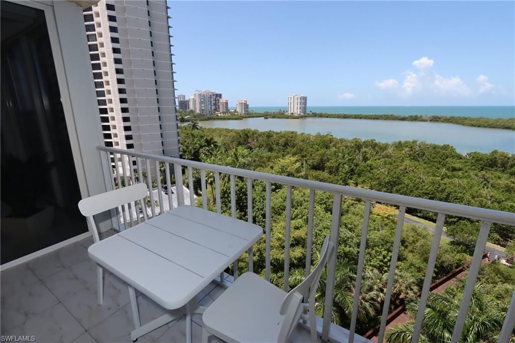 5550 Heron Point Dr, Unit 902, Naples, FL 34108 Photo