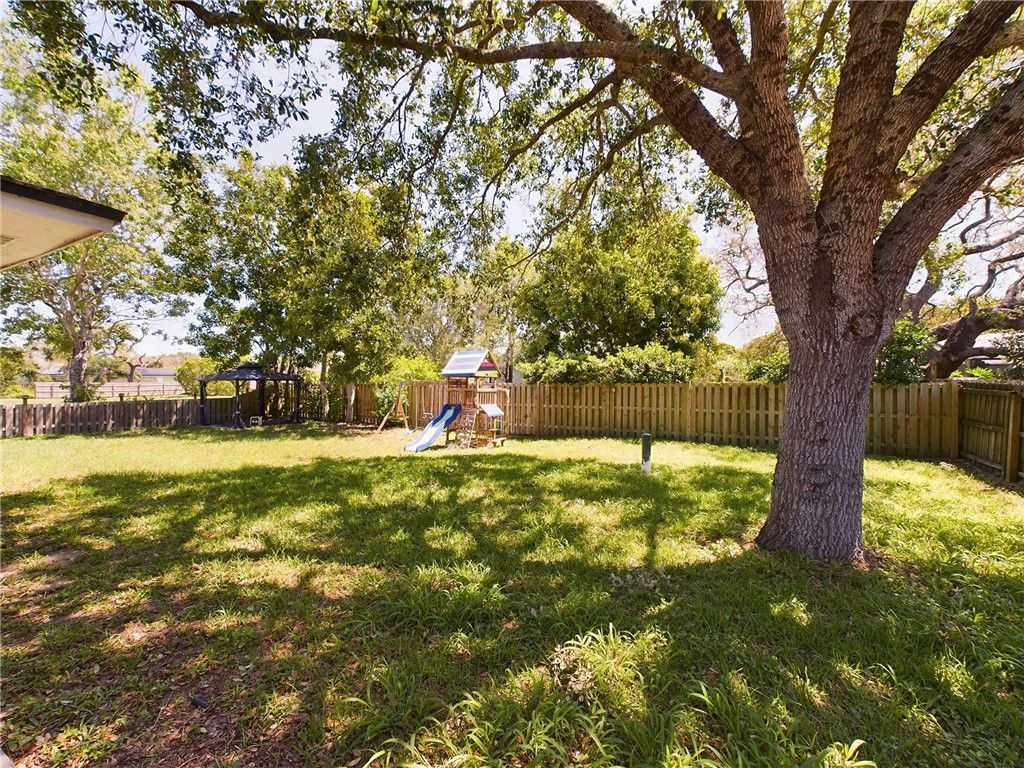 11086 Roseland Road, Sebastian, FL 32958 Photo