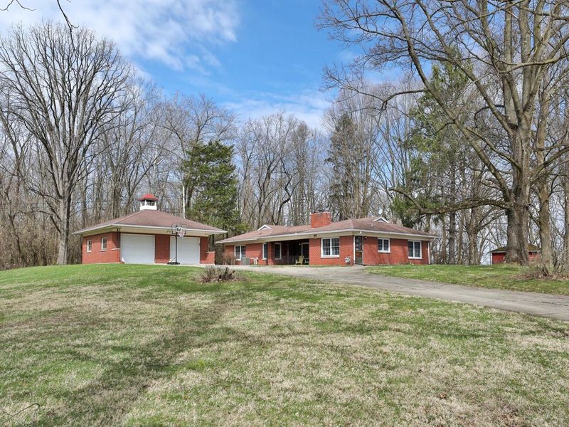 375 N Fostoria Avenue, Springfield, OH 45503 Photo 2