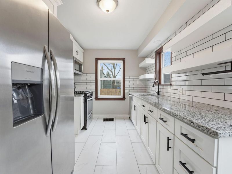 281 Demorest Road, Columbus, OH 43204 Photo 12