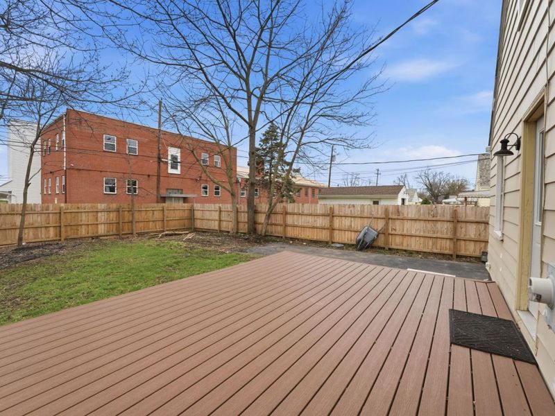 281 Demorest Road, Columbus, OH 43204 Photo 32