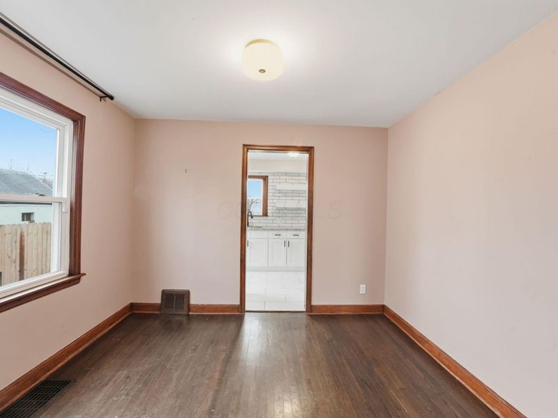 281 Demorest Road, Columbus, OH 43204 Photo 8