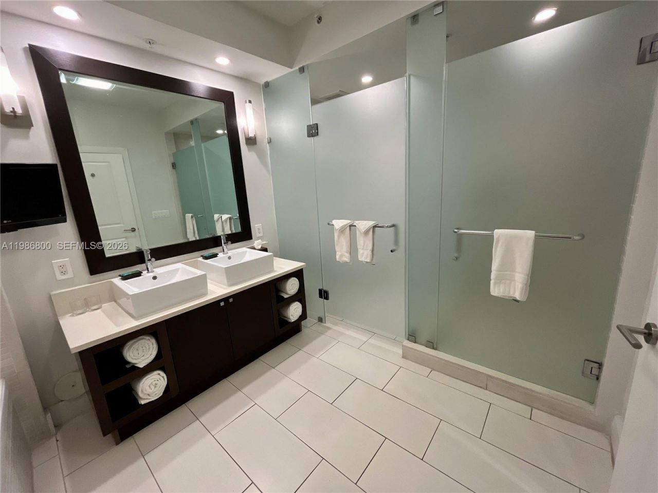 5300 NW 87th Ave, Unit 904, Doral, FL 33178 Photo