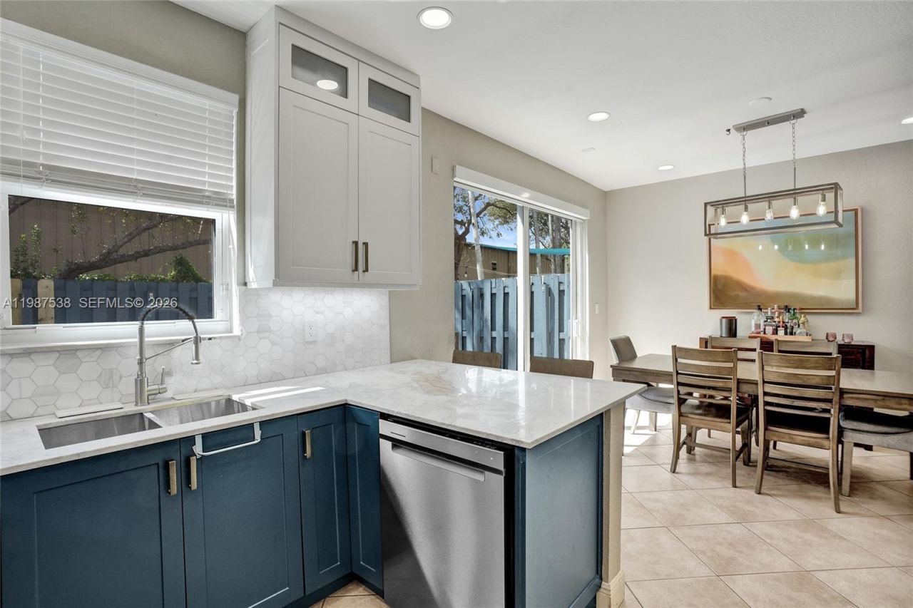 12554 SW 125th Ter , Miami, FL 33186 Photo