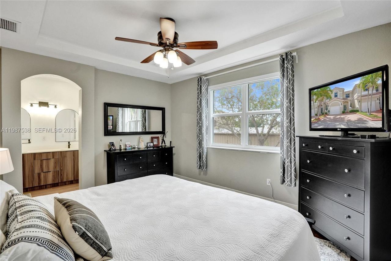 12554 SW 125th Ter , Miami, FL 33186 Photo