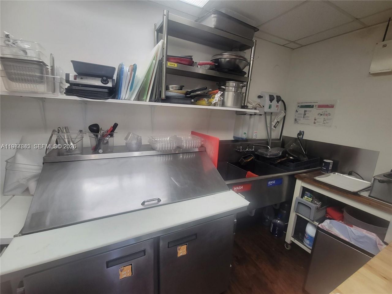 2568 NE Miami Gardens , Aventura, FL 33180 Photo