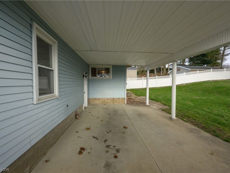 254 Ohio Avenue NW, New Philadelphia, OH 44663 Photo 5