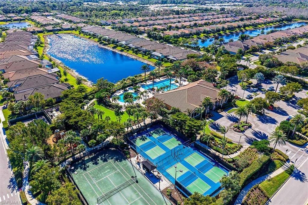 8355 Lucello Ter N, Naples, FL 34114 Photo